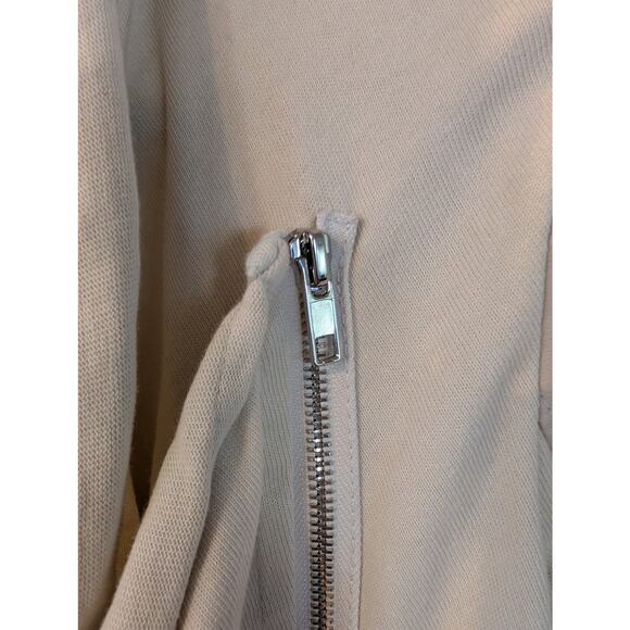 New Item - Picture 4 of 7